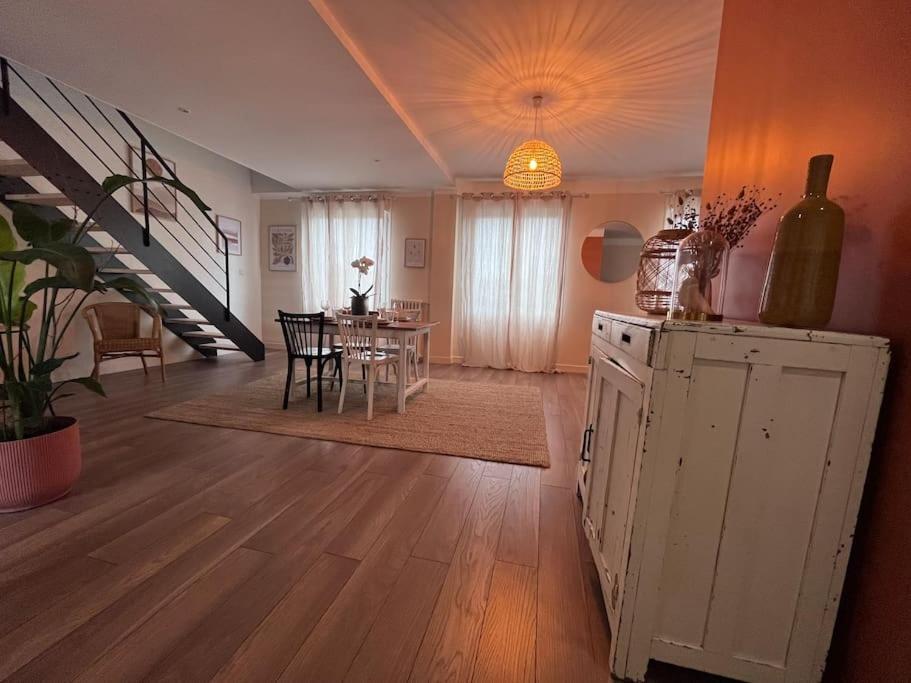 Le Saint Pierre Grand Duplex Hyper Centre, Port Caen 아파트 외부 사진
